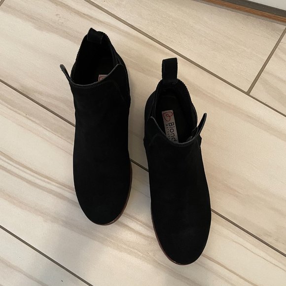 BLONDO Waterproof Bootie Black Suede - Picture 11 of 11